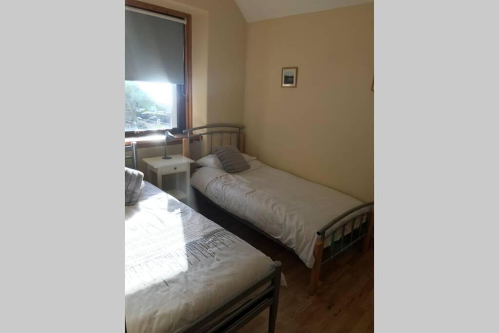 Mallaig Self Catering Apartment Екстер'єр фото