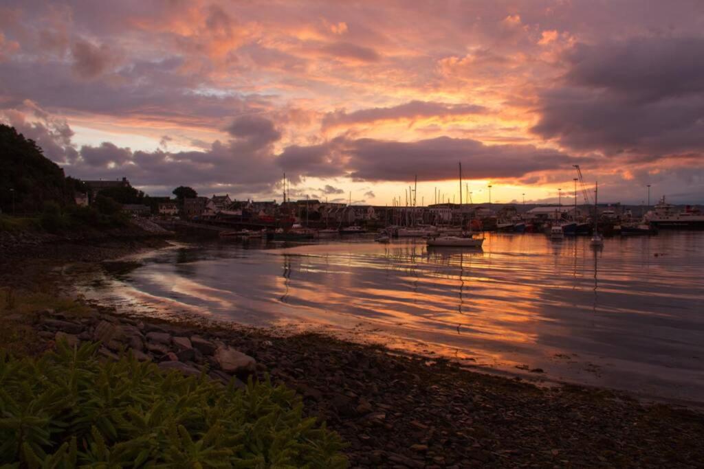 Mallaig Self Catering Apartment Екстер'єр фото